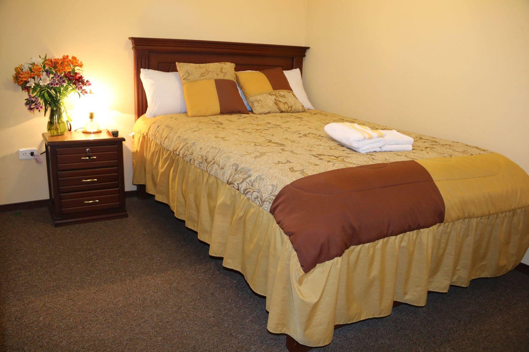 Hotel Residencial El Viajero Табабела Экстерьер фото